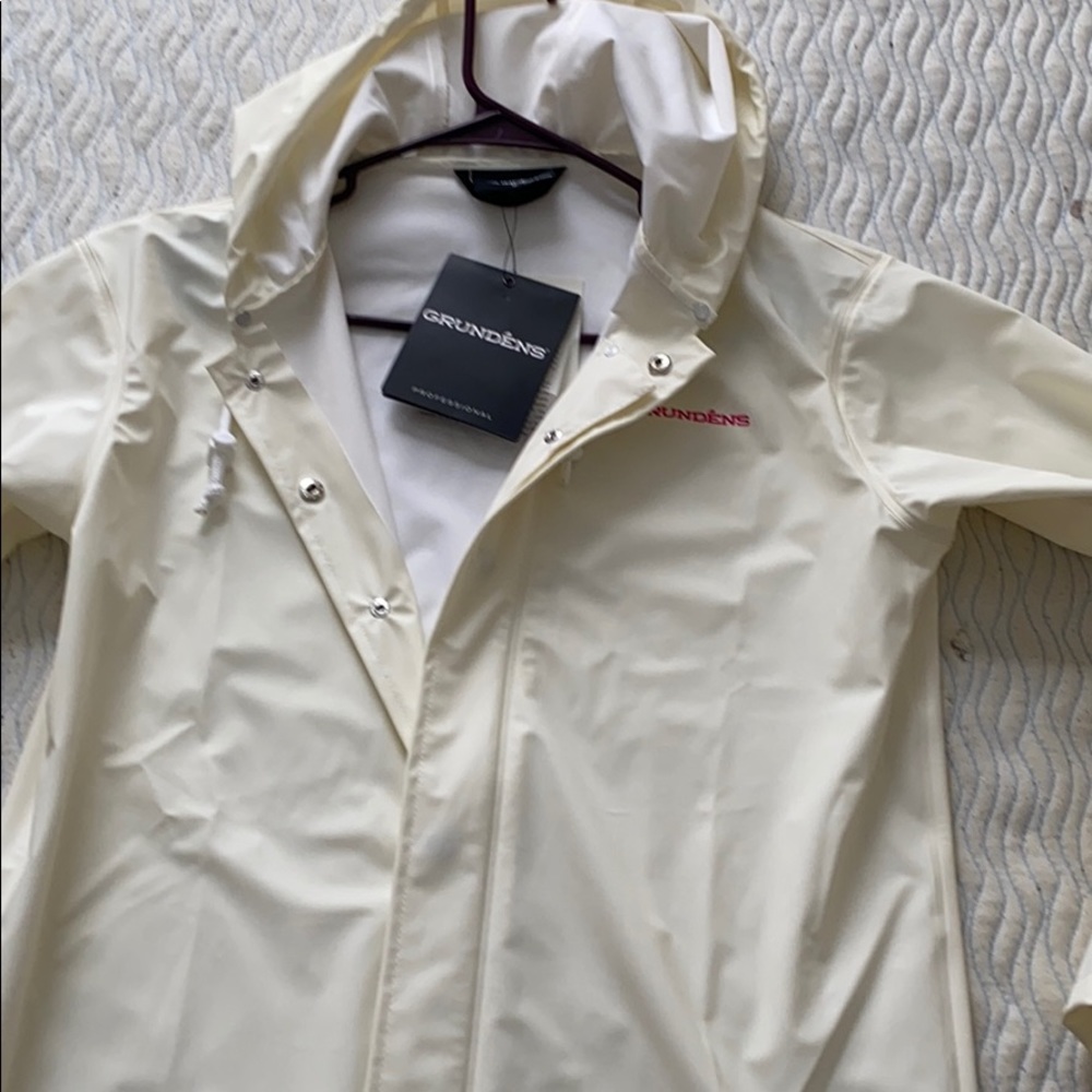 Grundens rain coat